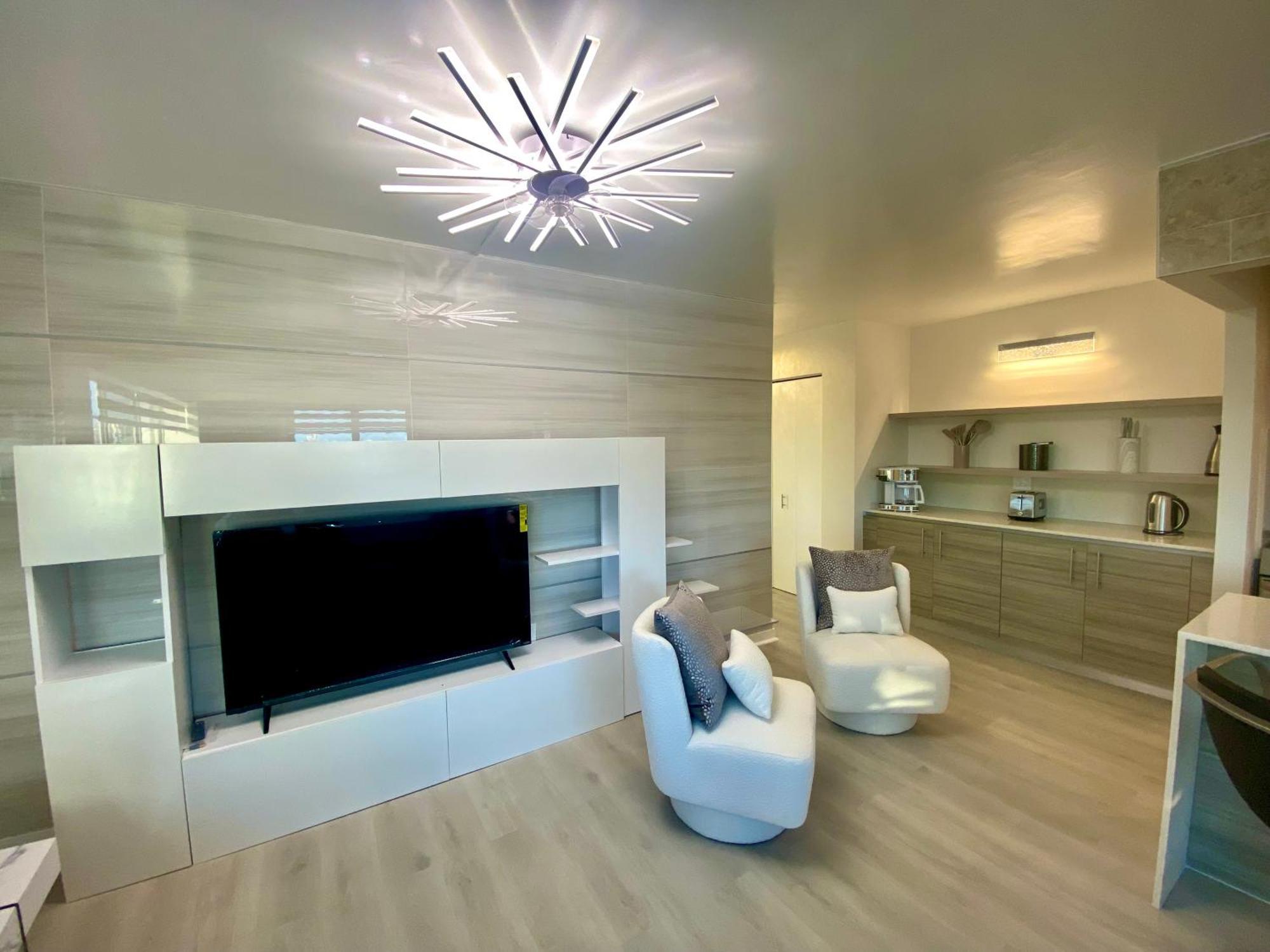 Panoramic Luxurious Waterfront One Bedroom Apartment With Miami Skyline View Free Parking 5Min Drive To Miami Beach Exterior foto